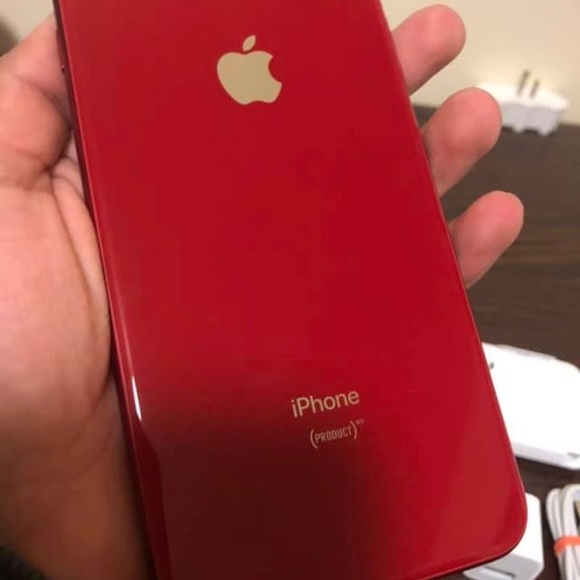 iPhone 8 Red Edition - Picture 5 of 6